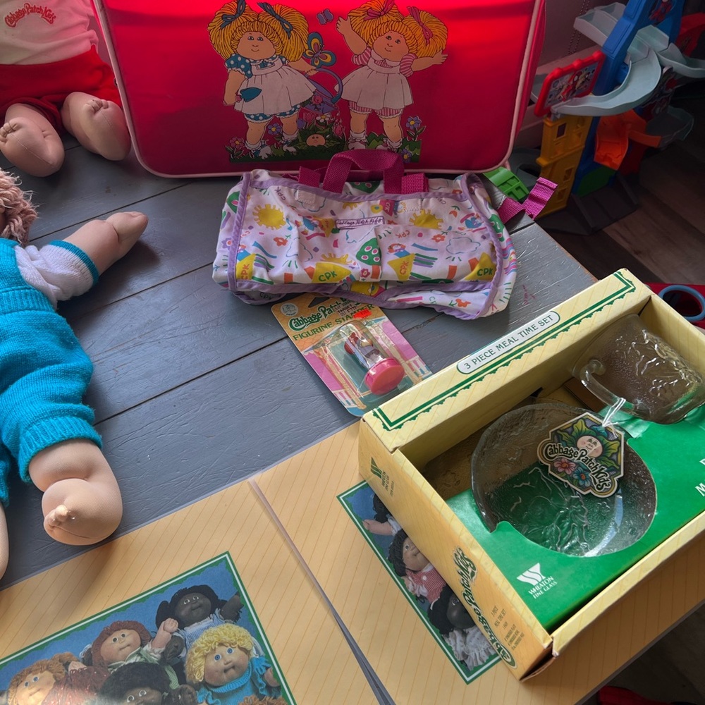 Large Cabbage Patch collection - Picture 5 of 7